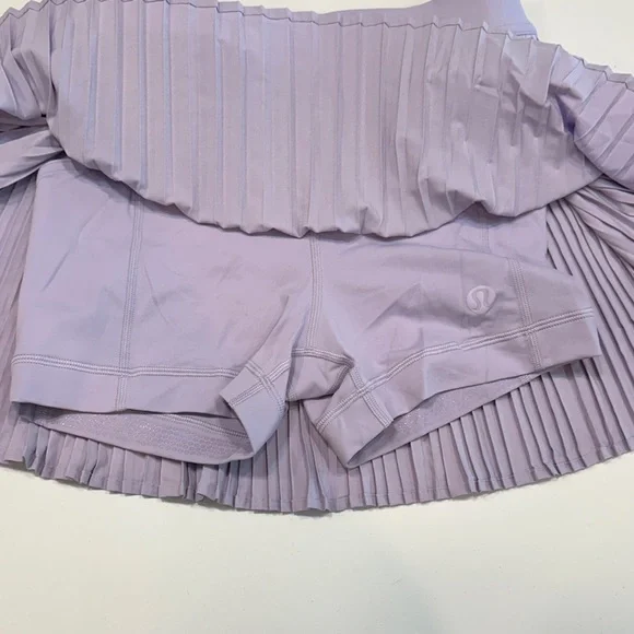 Lululemon Athletica Lilac Skater Skirt - Picture 4 of 5